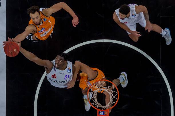 次结合商业 次结合商业