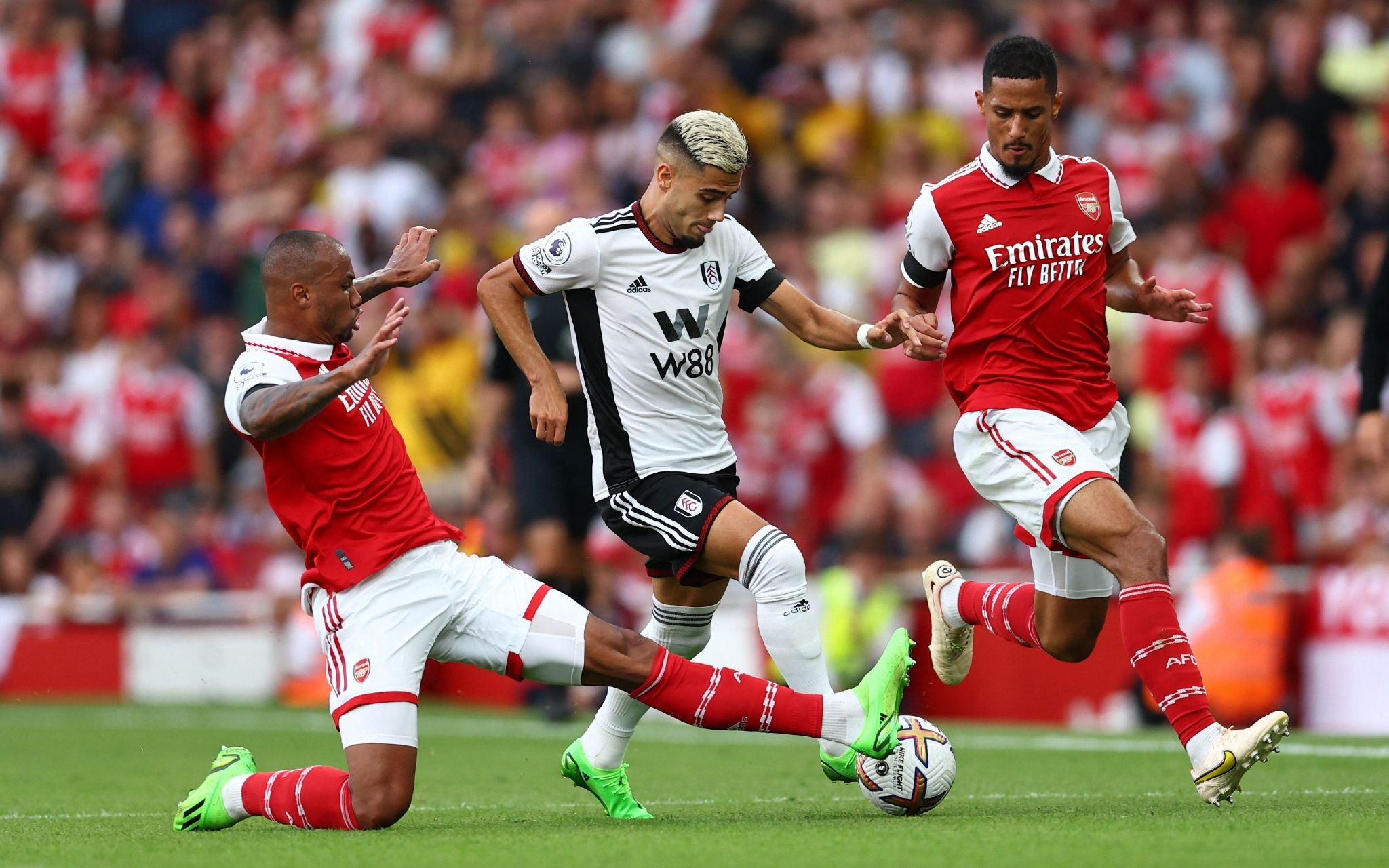 无论是对球 无论是对球